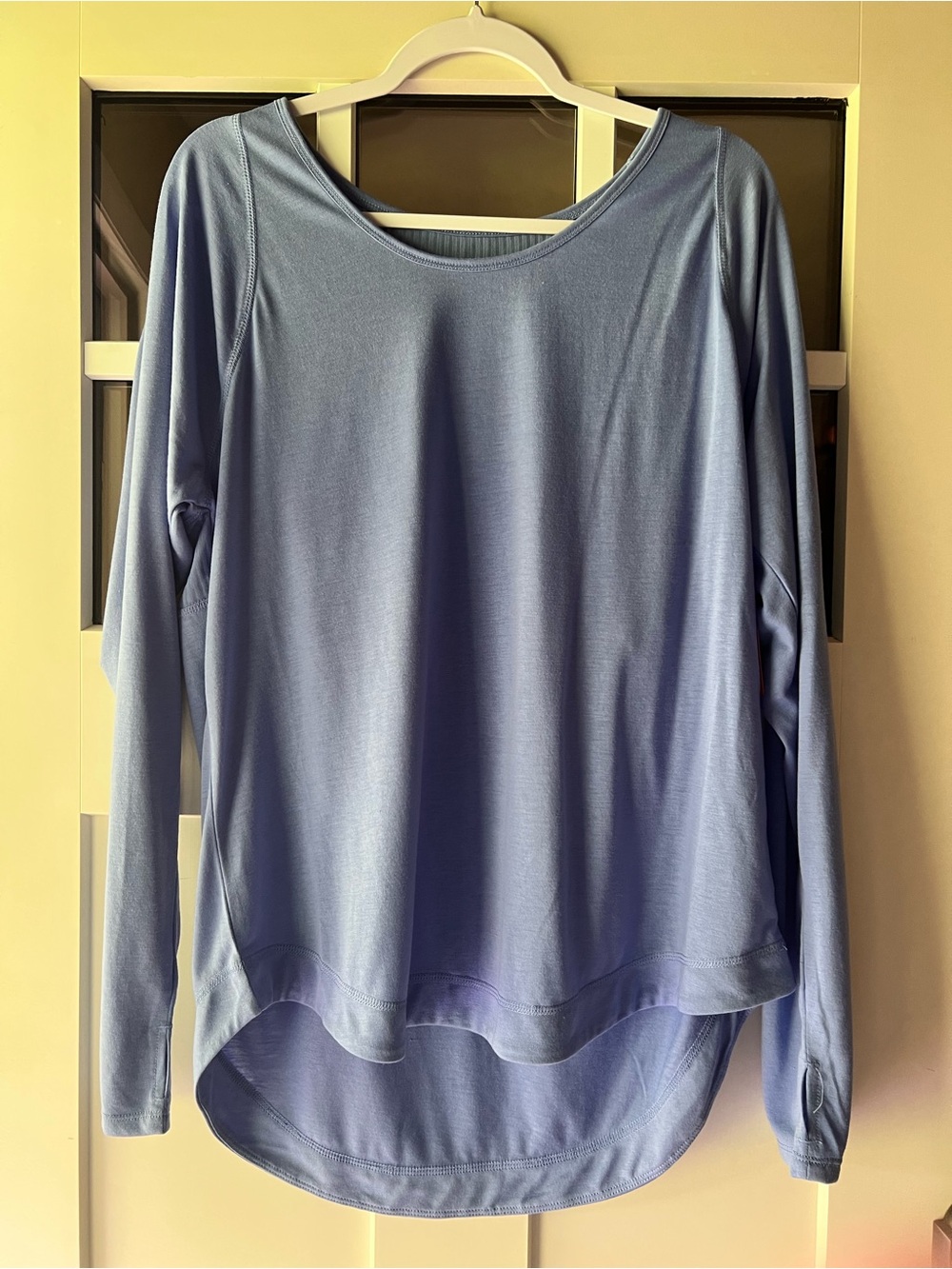Light Blue Women's Long-Sleeve Scoop Neck Top Exercise/Jogging